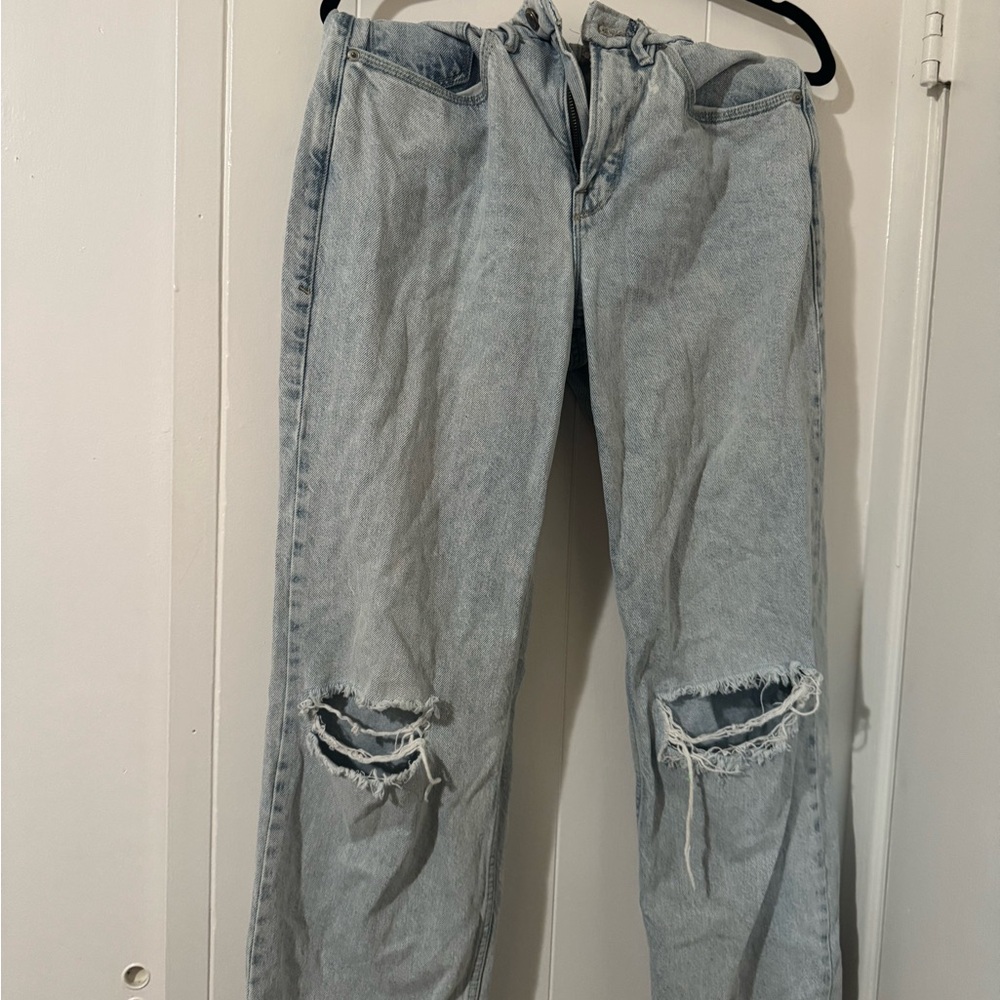 Good American Light Blue Distressed Denim